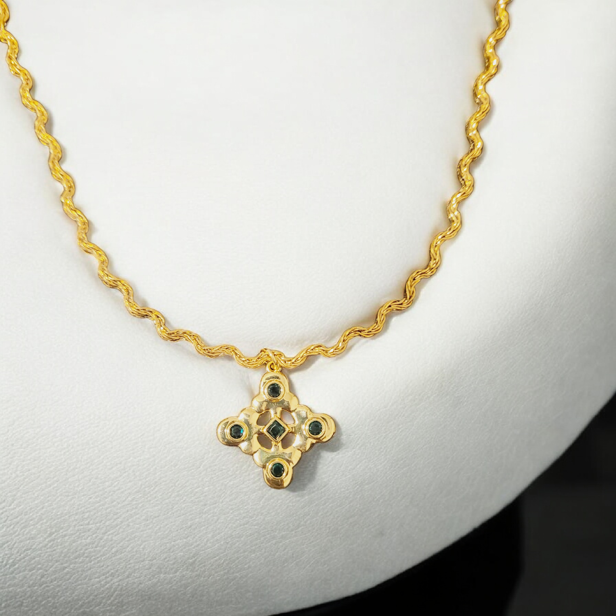 Katiya Necklace