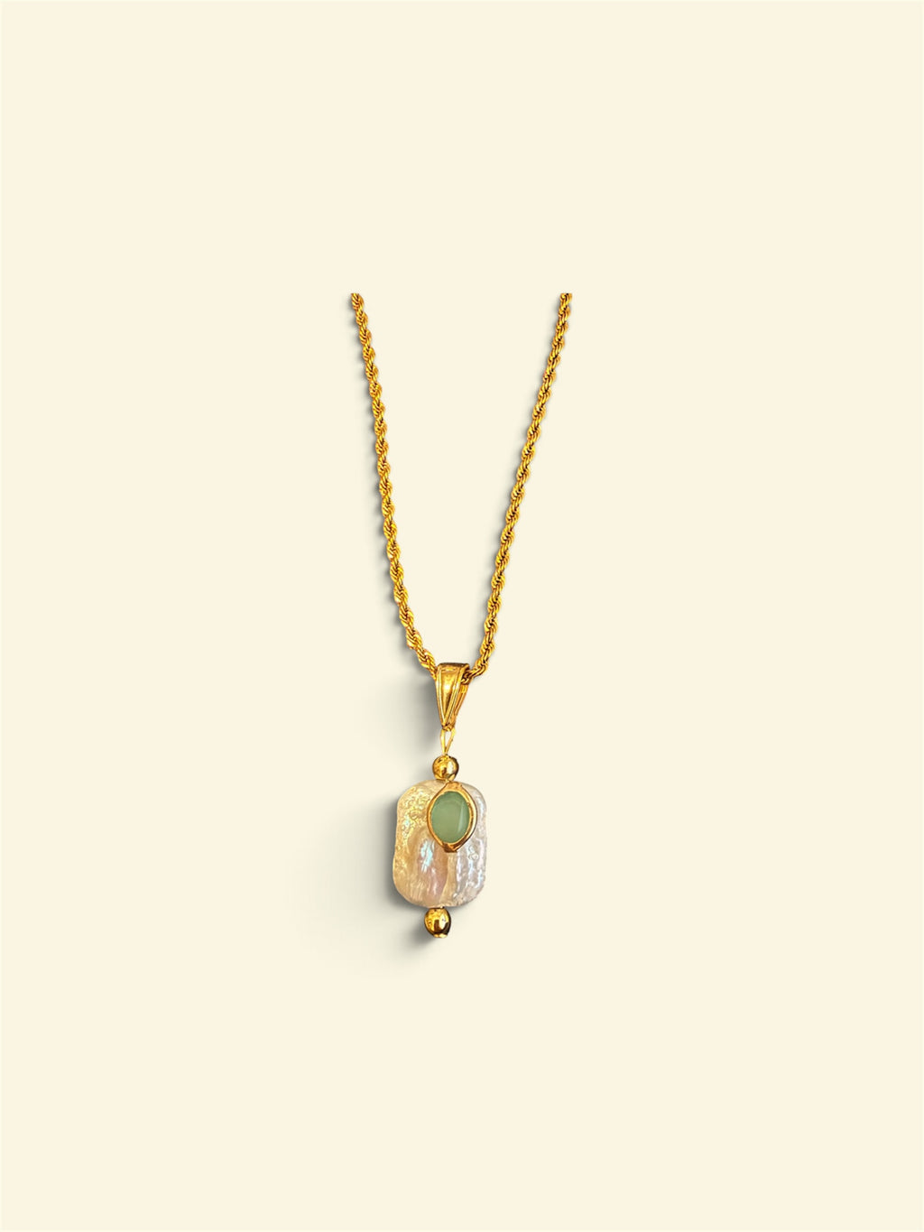 Oia Necklace in Gold (Green)