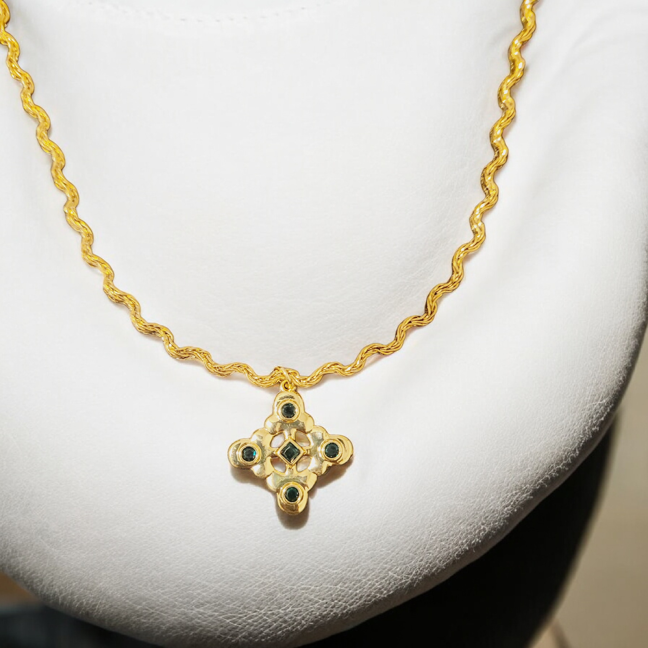 Katiya Necklace