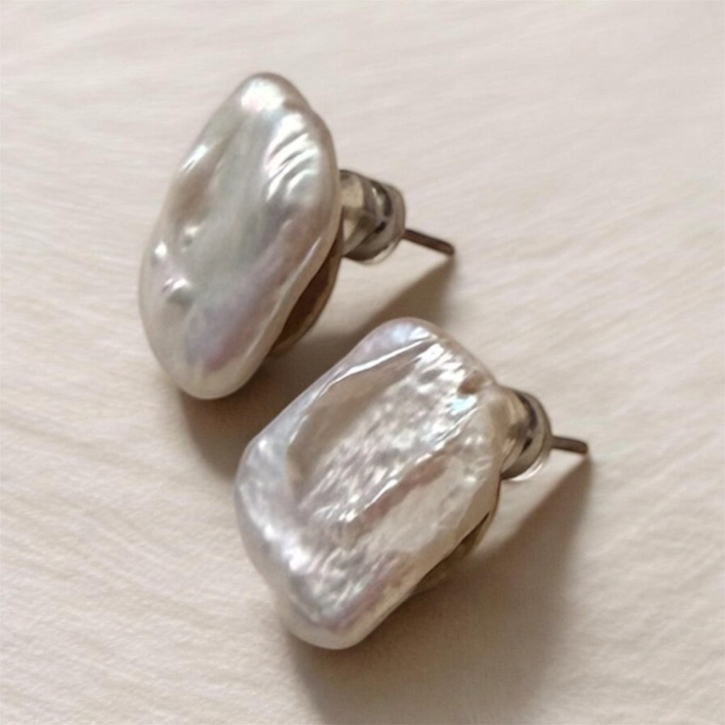 Dewdrop Stud Earrings
