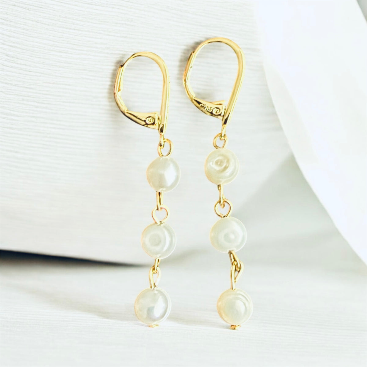 Kiki Earrings in Gold