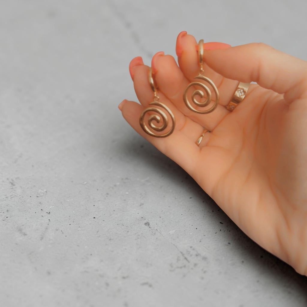 Elara Earrings