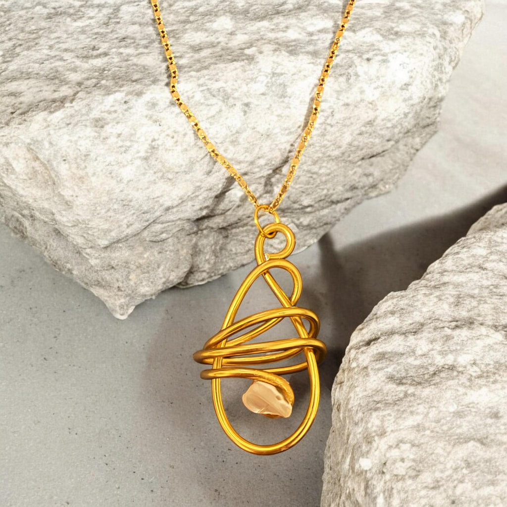 Teeny Castelli Necklace
