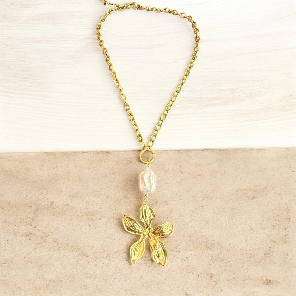 Pearl Lagoon Necklace