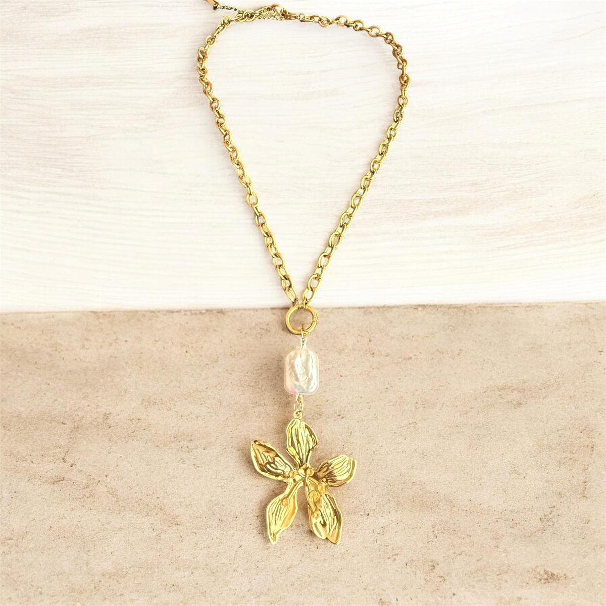 Pearl Lagoon Necklace