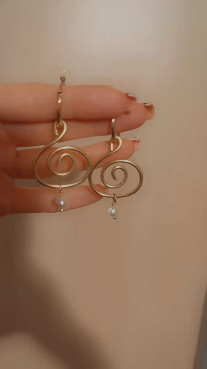 Elora Earrings